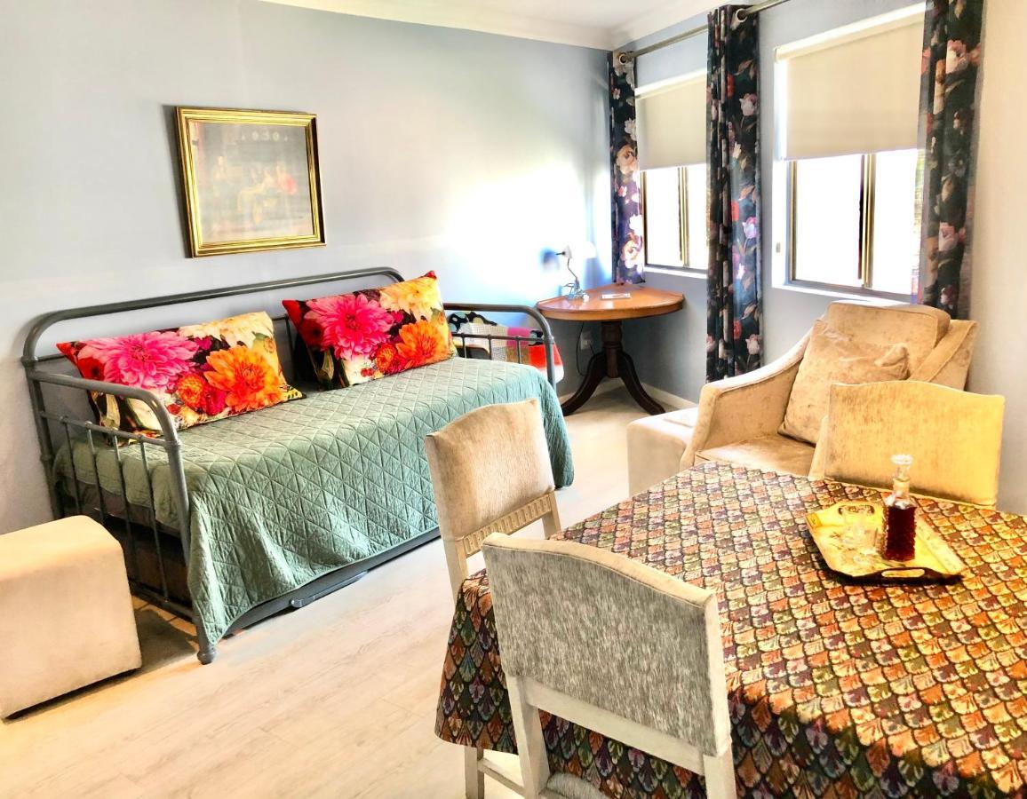 The Ark Guesthouse At Marina Martinique Jeffreys Bay Esterno foto