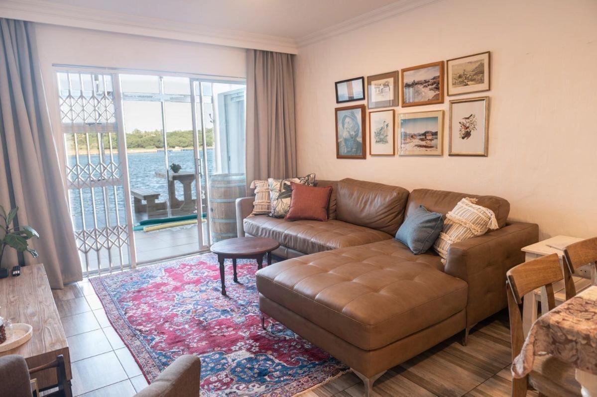 The Ark Guesthouse At Marina Martinique Jeffreys Bay Esterno foto
