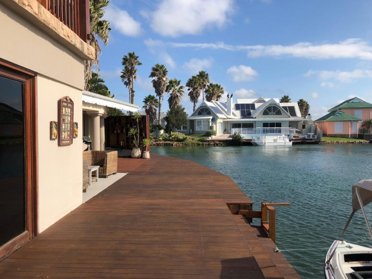 The Ark Guesthouse At Marina Martinique Jeffreys Bay Esterno foto